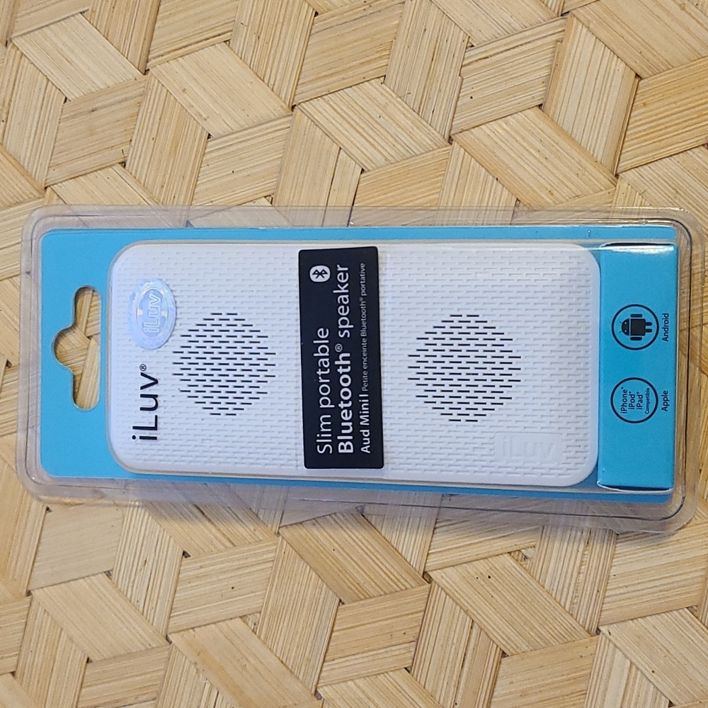 BNIP iLuv slim portable bluetooth speaker